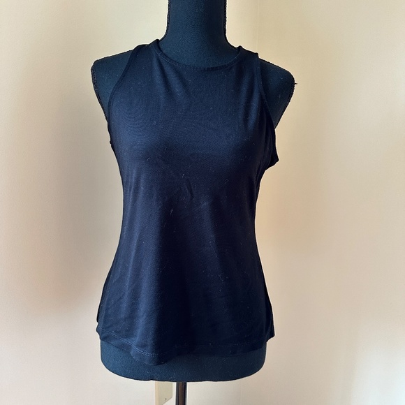 **ADRIENNE VITTADINI* Black Sleeveless Top Size Medium - Picture 1 of 6